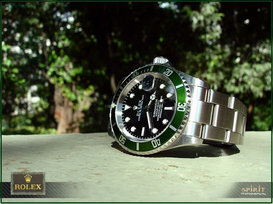 16610LVSubmarinerWristCheck-02.jpg