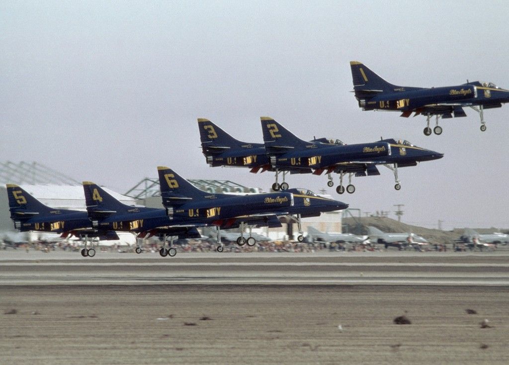 A-4Fs_Blue_Angels_six_take_off_1984_zpsrfnioko5.jpeg