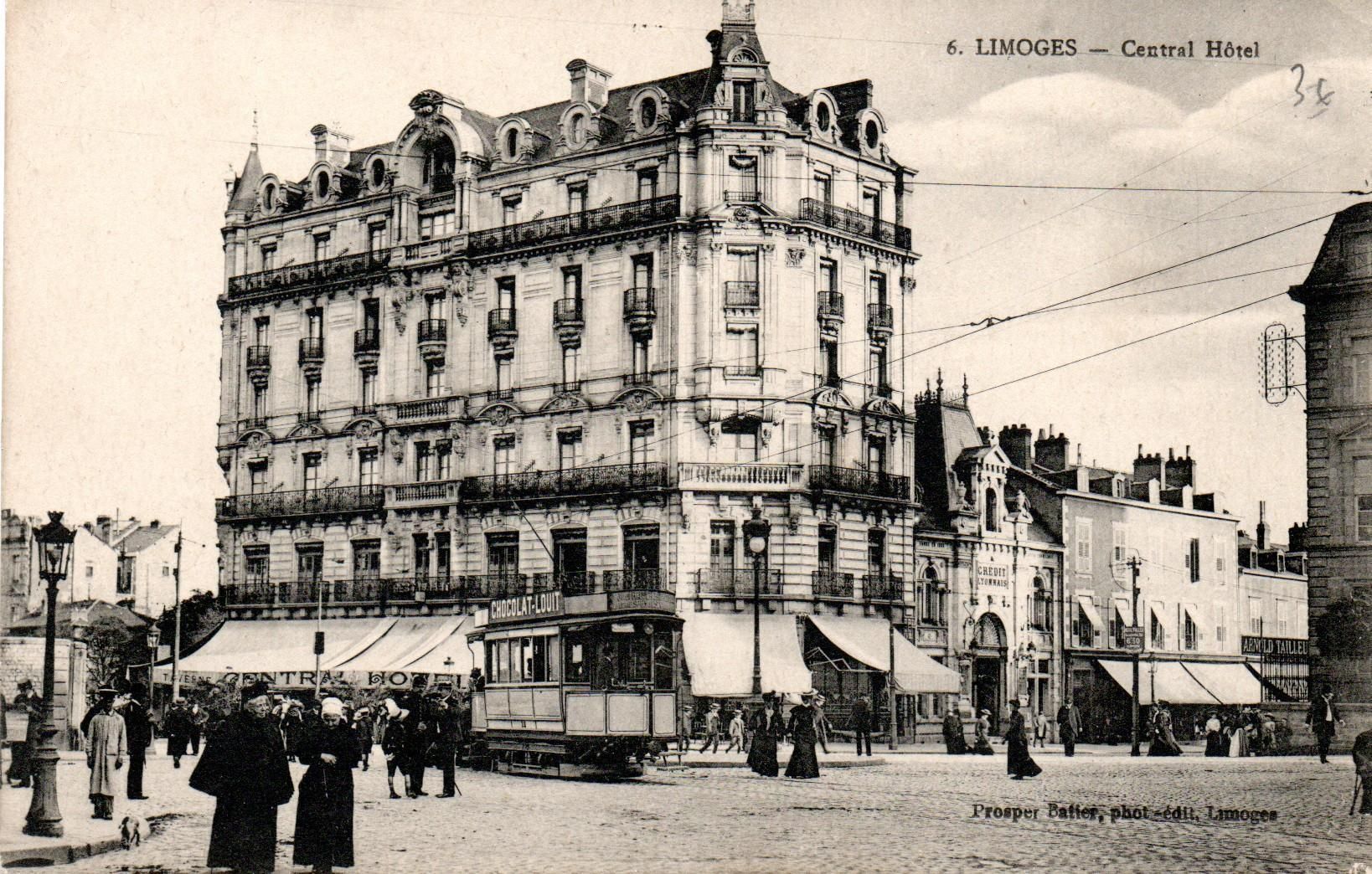 LimousinTram03Limoges.jpg