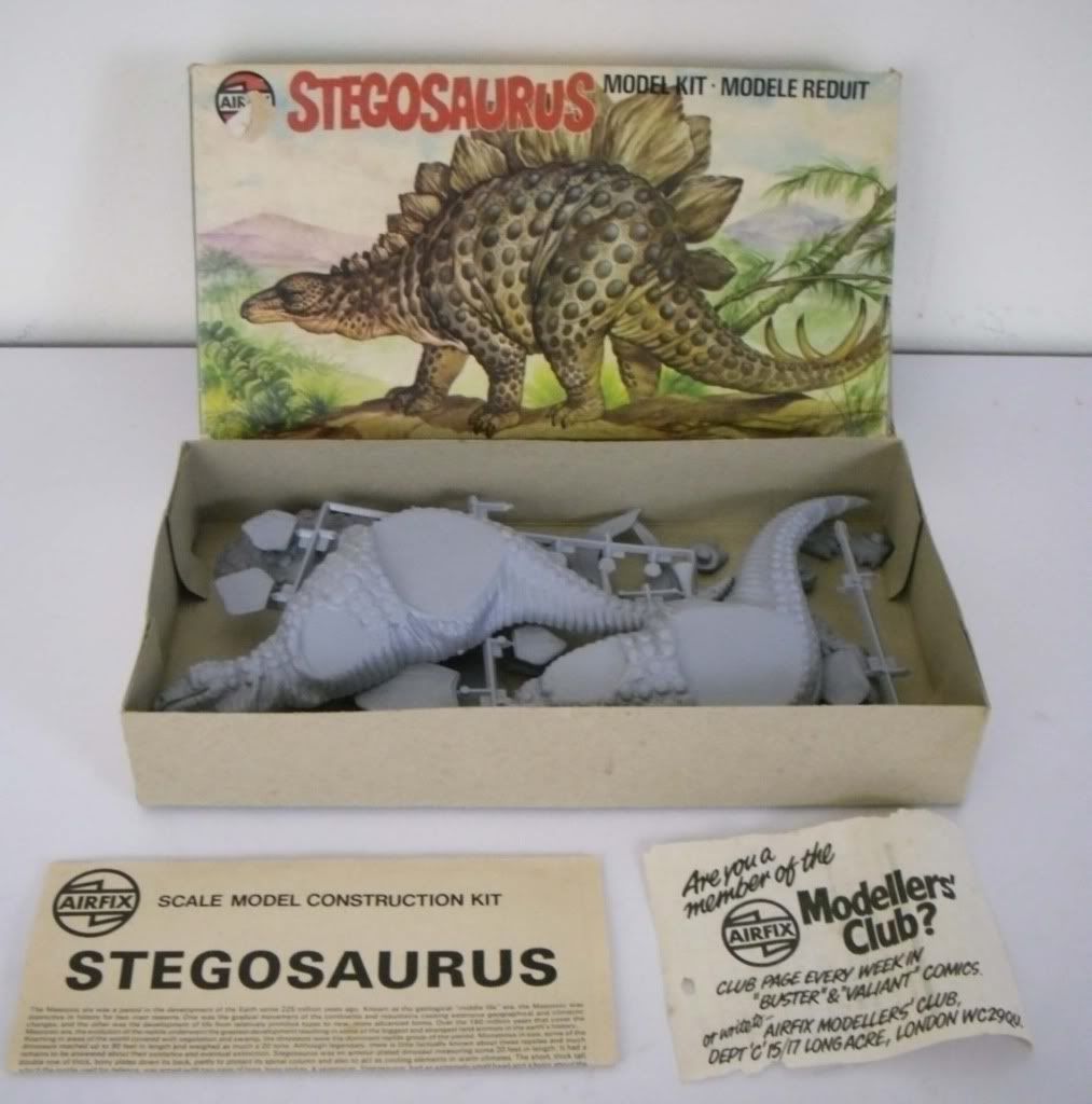 dino kit stegosaurus