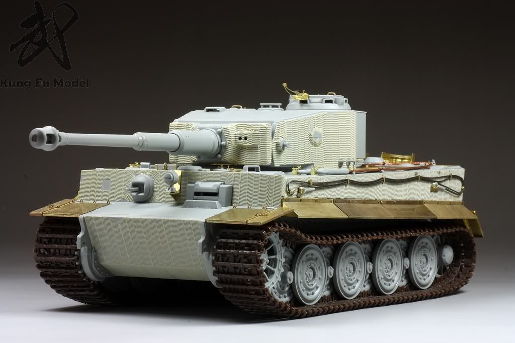 BUILT 135 Sd Kfz 181 Tiger 1 Late w Full PE (Order)  