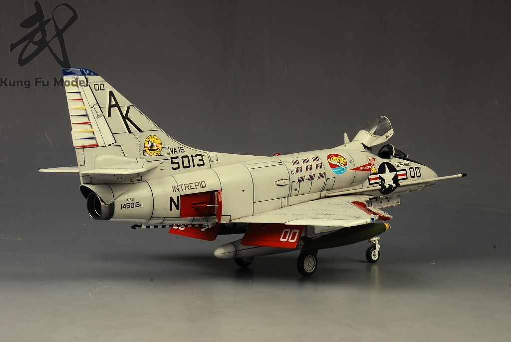 BUILT 148 U S Navy A 4B Skyhawk VA 15 VALIONS (Order)  